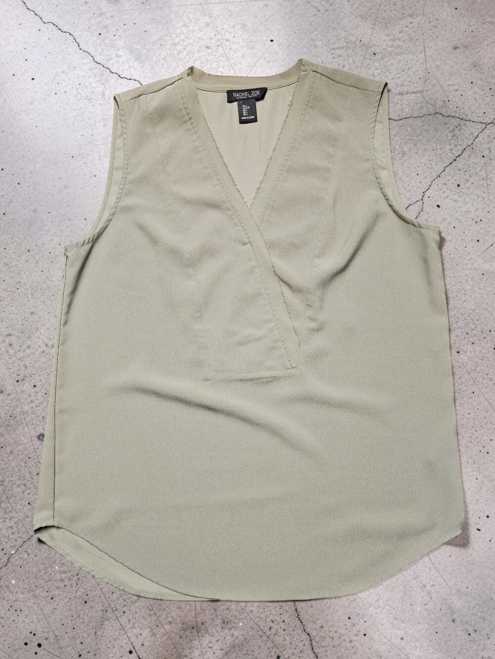 RACHEL ZOE Sleeveless V-Neck Tank Top - Light Sage. Size LG. Excellent Condition